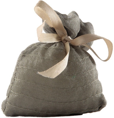 25% OFF on Rosemoore Scented Eucalyptus and Kaffir Lime Sack Air Freshener 45 g 25% OFF on Rosemoore Scented Eucalyptus and Kaffir Lime Sack Air Freshener 45 g