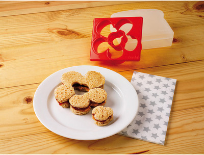 Tovolo Ladybug & Flower Pastry Cutter Tovolo Ladybug & Flower Pastry Cutter