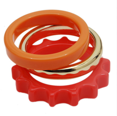 40% OFF on Rhea Bittersweet Gears Resin Bangle Set Pack of 3