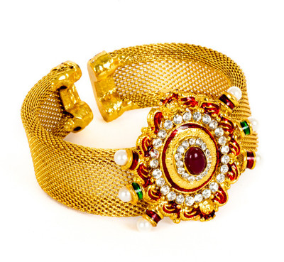 64% OFF on Subh SB Alloy Yellow Gold Plated Kada 64% OFF on Subh SB Alloy Yellow Gold Plated Kada
