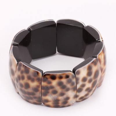 30% OFF on KhoobSurati Voguish Jungle-queen Plastic Bracelet