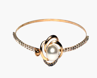 60% OFF on Sparkling Trinkets Gold Alloy Bracelet 60% OFF on Sparkling Trinkets Gold Alloy Bracelet