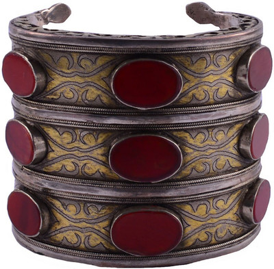 Jewels Mountain Ethnic Silver Onyx Cuff