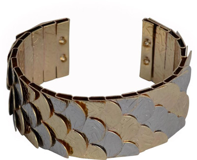 30% OFF on Arsya Jewellery Alloy Cuff 30% OFF on Arsya Jewellery Alloy Cuff