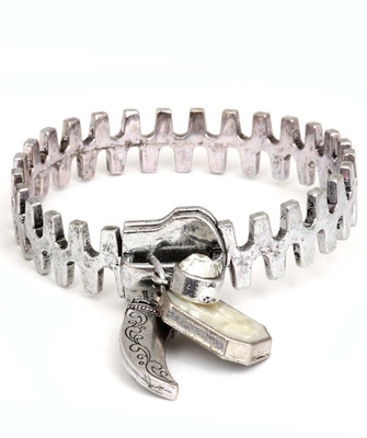 50% OFF on Madclozet Jagged Edged Metal Charm Bracelet 50% OFF on Madclozet Jagged Edged Metal Charm Bracelet