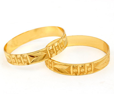 39% OFF on Ethnic Jewels Brass 14K Yellow Gold Plated Bangle Set Pack of 2 39% OFF on Ethnic Jewels Brass 14K Yellow Gold Plated Bangle Set Pack of 2