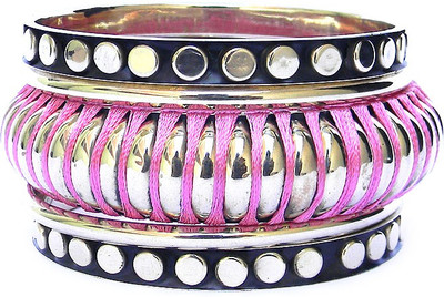 60% OFF on Swaraj Aurous Alloy Brass Plated Bracelet Set Pack of 5 60% OFF on Swaraj Aurous Alloy Brass Plated Bracelet Set Pack of 5