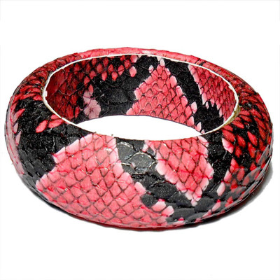 50% OFF on Beadworks Chill With Leather Bangle Plastic, Leather Bangle