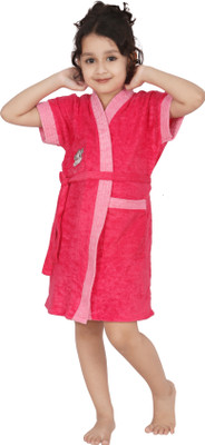 28% OFF on Superior Pink Small Bath Robe 28% OFF on Superior Pink Small Bath Robe