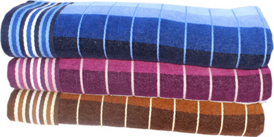 44% OFF on Mandhania Cotton Set of Towels