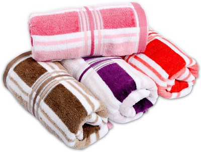 32% OFF on Rich Cottons Blended Set of Towels