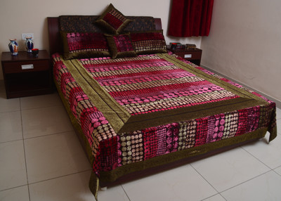 25% OFF on Sukriti Velvet, Silk, Cotton King Bed Cover