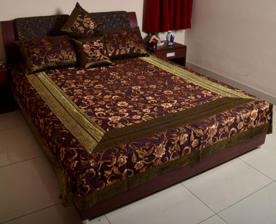 25% OFF on Sukriti Velvet, Silk, Cotton King Bed Cover