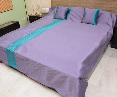 61% OFF on Home Kouture Polyester, Silk Double Bed Cover