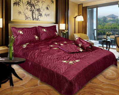 75% OFF on Urban Style Ethnic Raw Silk Bedding Set 75% OFF on Urban Style Ethnic Raw Silk Bedding Set
