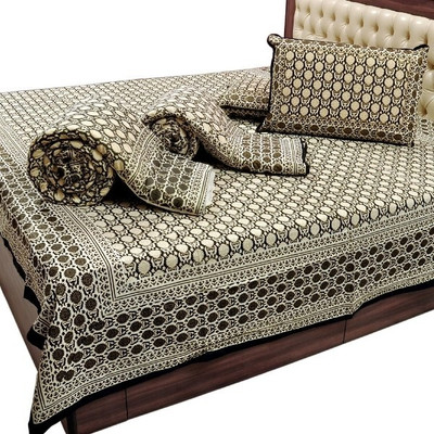 26% OFF on Sunshine Rajasthan Flora Cotton Bedding Set 26% OFF on Sunshine Rajasthan Flora Cotton Bedding Set