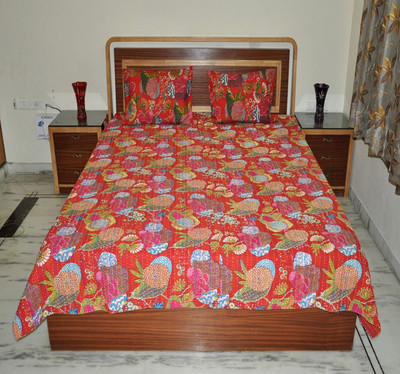 25% OFF on Lal Haveli Cotton Abstract Double Bedsheet