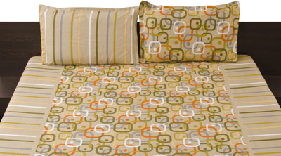 Livanto Cotton Floral Double Bedsheet 1 Bedsheet, 2 Pillow Covers, Multicolor