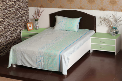 63% OFF on Aalidhra Polyester Silk Blend Printed Single Bedsheet 63% OFF on Aalidhra Polyester Silk Blend Printed Single Bedsheet