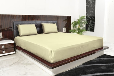 46% OFF on Hothaat Cotton Solid Single Fitted Bedsheet