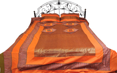 15% OFF on Exotic India Silk Floral Double Bedsheet 1 Bedsheet, 2 Pillow Covers, 4 Cushion Covers, Orange