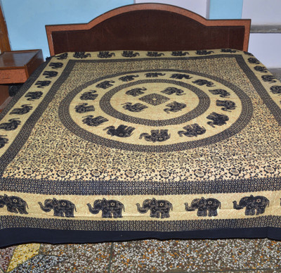 16% OFF on Amer Bed Sheet Cotton Printed King Bedsheet