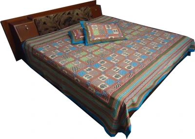 30% OFF on Jaipur Art and Craft Cotton Abstract Double Bedsheet