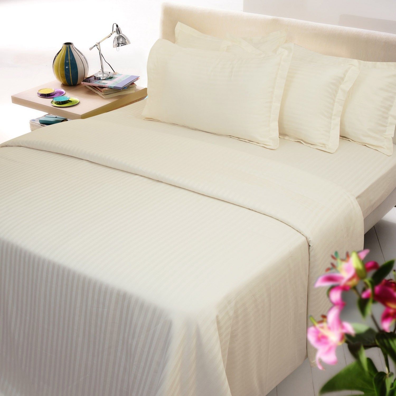 40% OFF on Mark Home Cotton Striped Single Bedsheet