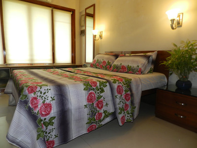 58% OFF on CocoBee Cotton Floral Double Bedsheet