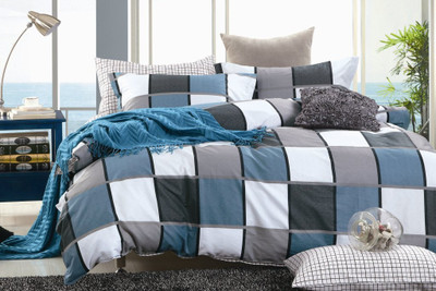 8% OFF on Over The Top Cotton Floral Double Bedsheet