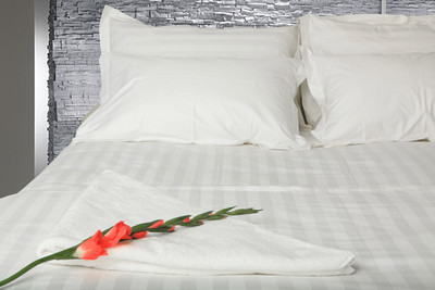 29% OFF on Just Linen Cotton, Satin Self Design, Striped Double Bedsheet 1 Bedsheet, 2 Pillow Covers, White