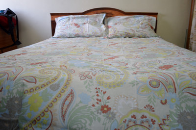 31% OFF on N Squaretex Cotton Floral Double Bedsheet