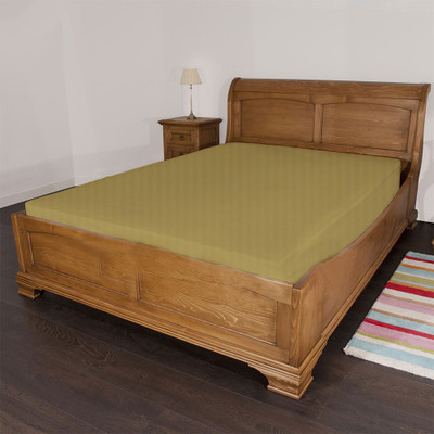 30% OFF on Misr Cotton Striped Double Fitted Bedsheet