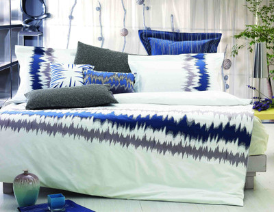 20% OFF on Maishaa Cotton Embroidered King Bedsheet