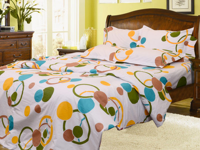 25% OFF on Mark Home Cotton Printed Double Bedsheet Yellow