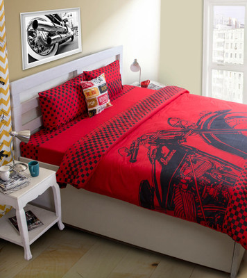 10% OFF on House This Cotton Graphic Double Bedsheet 1 Bedsheet, 2 Pillow Covers, Red