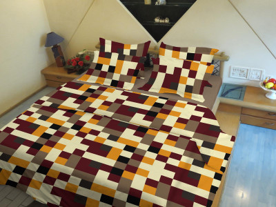 50% OFF on Hemlines Satin Checkered Double Bedsheet 1Bedsheet, 2 Pillow Covers, Multi Color 50% OFF on Hemlines Satin Checkered Double Bedsheet 1Bedsheet, 2 Pillow Covers, Multi Color