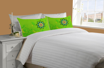 66% OFF on meSleep Cotton Striped Double Bedsheet