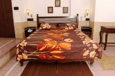 33% OFF on Soundarya Cotton Printed Double Bedsheet