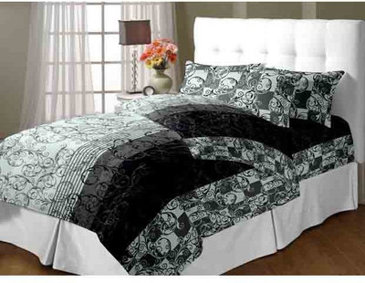 19% OFF on Blush Cotton Printed Double King Bedsheet