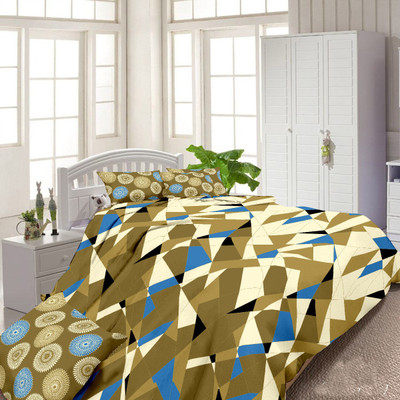 65% OFF on Urban Style Cotton Geometric Double Bedsheet 1 Bedsheet, 2 Pillow covers, Multicolor