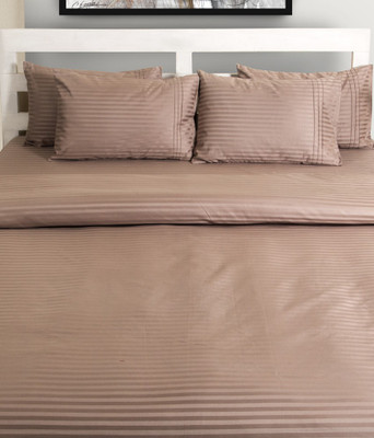 40% OFF on House This Cotton Striped Double Bedsheet 1 Double Fitted Sheet, 2 Pillow Covers, Clay