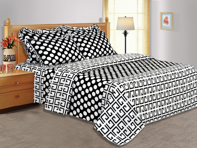 30% OFF on Salona Bichona Cotton, Satin Checkered Double Bedsheet 1 Bedsheet, 2 Pillow Covers, Black