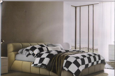 41% OFF on Valtellina Cotton Checkered King Bedsheet