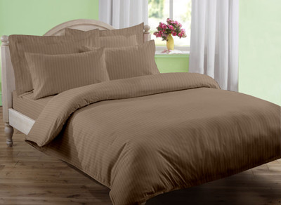 12% OFF on Qubz Cotton Solid Queen Bedsheet