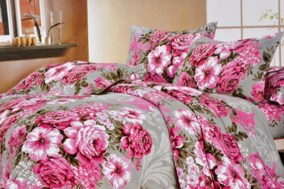 55% OFF on Valtellina Polyester Floral Double Bedsheet