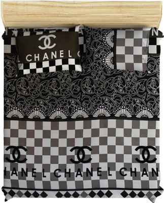 33% OFF on Evion Cotton Damask Queen Bedsheet Bedsheet, 2 Pillow Covers, Black||White