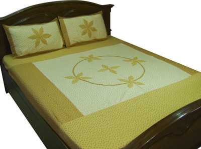 44% OFF on Looms of India Cotton Double Bedsheet 1 Bedsheet, 2 Pillow Covers, Yellow