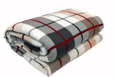 37% OFF on Gujattire Printed Double Comforter 37% OFF on Gujattire Printed Double Comforter