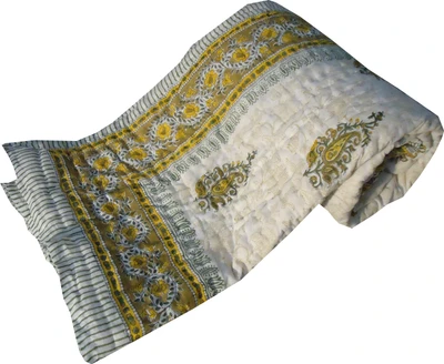 41% OFF on Jaipur Art and Craft Floral Single Quilt & Comforter